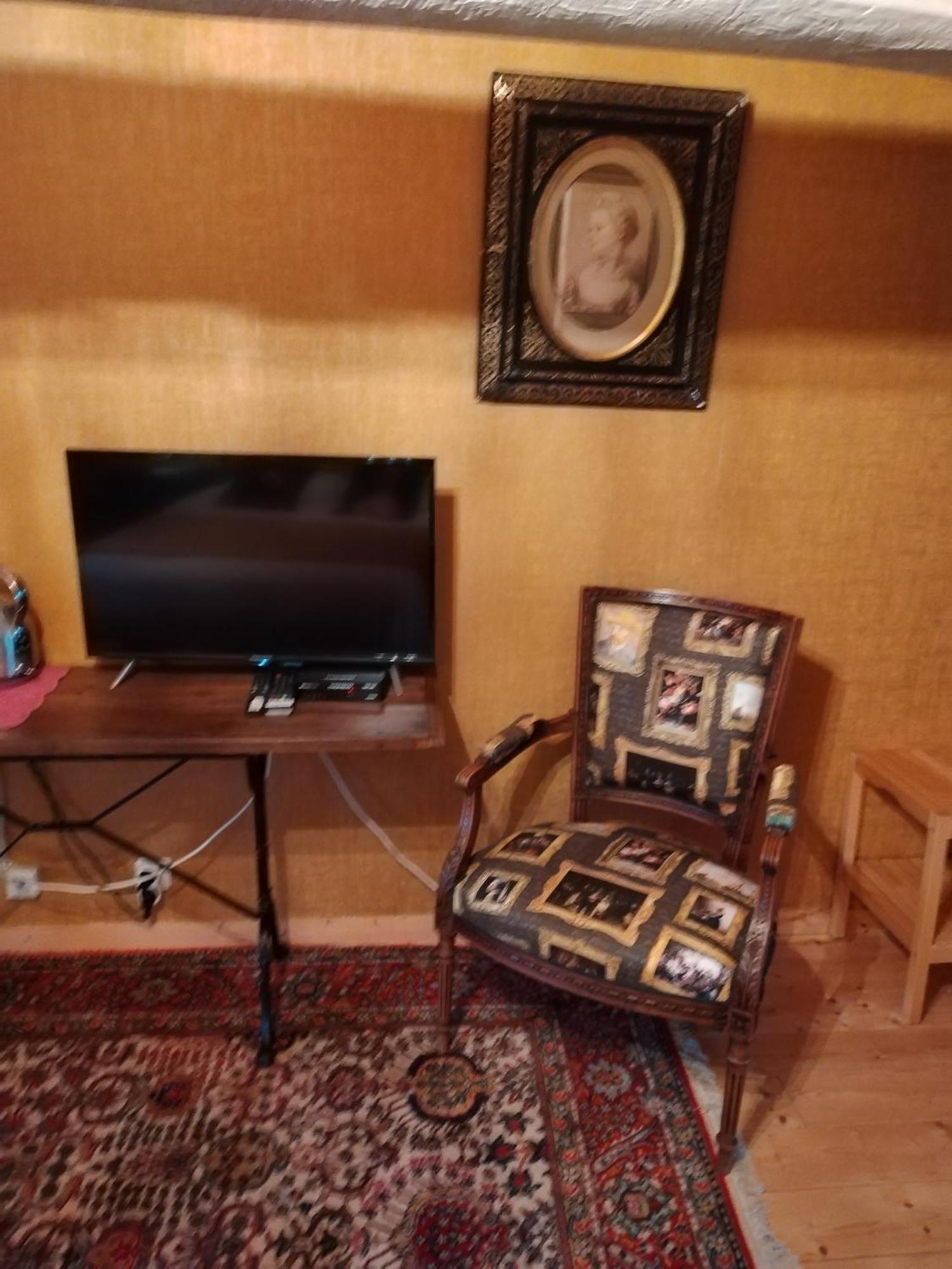 Chambre D'Hotes Acces Separe Et Possibilite Table D'Hotes Sur Reservation Apartment Ver  Exterior photo